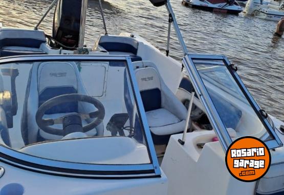 Embarcaciones - OFERTA !! lancha tracker 5.2m  naval center , motor 60 hp 2 tiempos 2013 . - En Venta