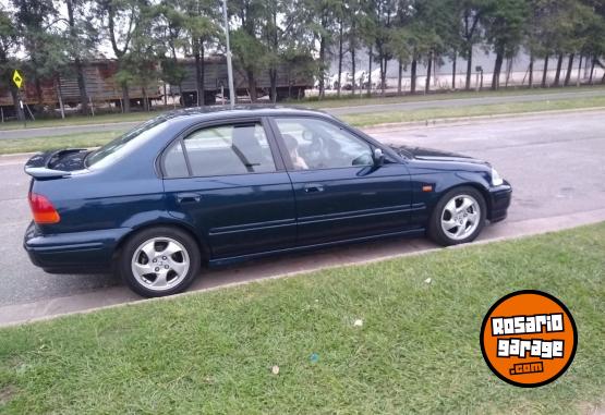 Autos - Honda civic 1998 Nafta 260000Km - En Venta