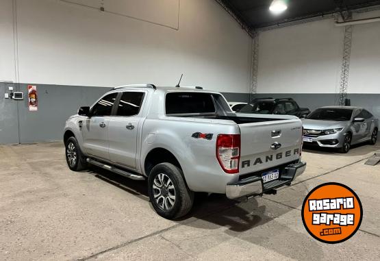 Camionetas - Ford RANGER LIMITED 3.2 AT 2019 Diesel 90000Km - En Venta