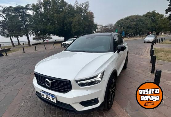 Autos - Volvo Volvo XC40 T5 AWD R-DESIG 2022 Nafta 58200Km - En Venta