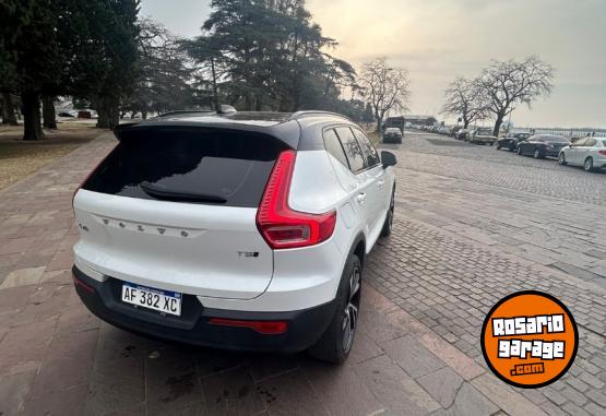 Camionetas - Volvo Volvo XC40 T5 AWD R-DESIG 2022 Nafta 58200Km - En Venta