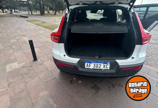 Camionetas - Volvo Volvo XC40 T5 AWD R-DESIG 2022 Nafta 58200Km - En Venta