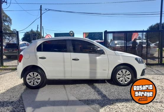 Autos - Volkswagen GOL TREND 1.6 CONFORTLINE 2017 Nafta  - En Venta