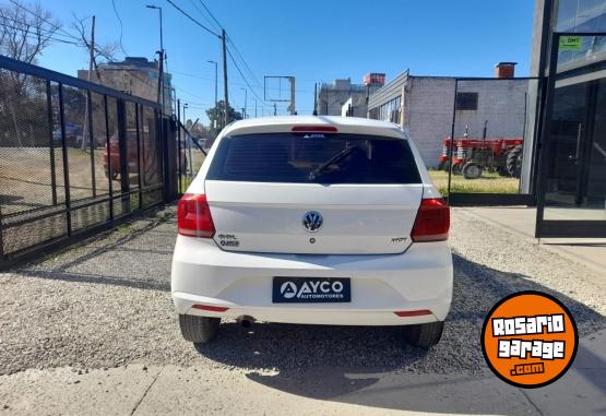 Autos - Volkswagen GOL TREND 1.6 CONFORTLINE 2017 Nafta  - En Venta