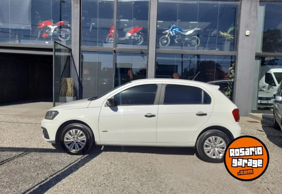 Autos - Volkswagen GOL TREND 1.6 CONFORTLINE 2017 Nafta  - En Venta