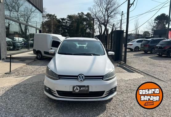 Autos - Volkswagen SURAN  1.6 HIGHLINE 2015 Nafta  - En Venta