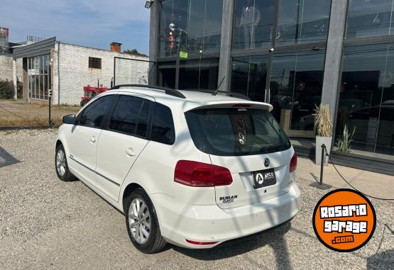 Autos - Volkswagen SURAN  1.6 HIGHLINE 2015 Nafta  - En Venta