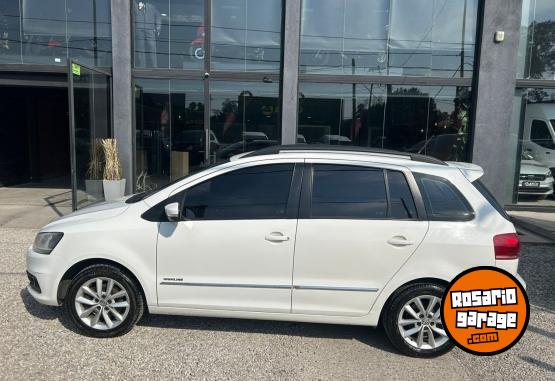 Autos - Volkswagen SURAN  1.6 HIGHLINE 2015 Nafta  - En Venta