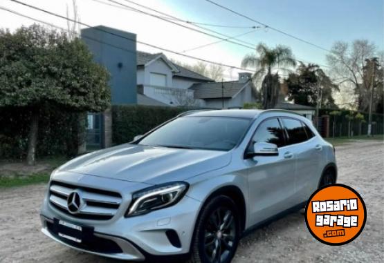 Autos - Mercedes Benz Gla 250 2.0 4 Matic 2015 Nafta 90000Km - En Venta