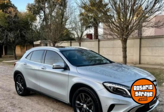 Autos - Mercedes Benz Gla 250 2.0 4 Matic 2015 Nafta 90000Km - En Venta