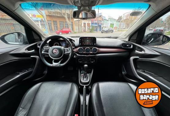 Autos - Fiat Cronos 2018 GNC 85000Km - En Venta