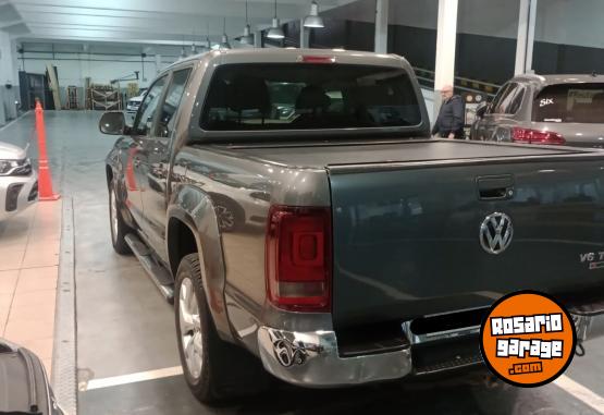 Camionetas - Volkswagen AMAROK V6 HIGHLINE 2018 Diesel 115000Km - En Venta