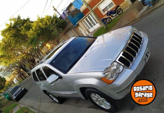 Camionetas - Jeep Grand cherokee crd 2010 Diesel 130000Km - En Venta