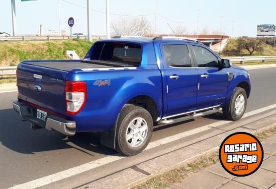 Camionetas - Ford Ranger Lmite 4x4 3.2 2015 Diesel 130000Km - En Venta