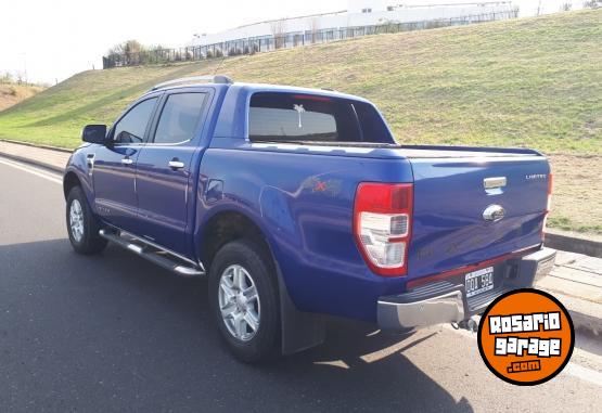 Camionetas - Ford Ranger Lmite 4x4 3.2 2015 Diesel 130000Km - En Venta