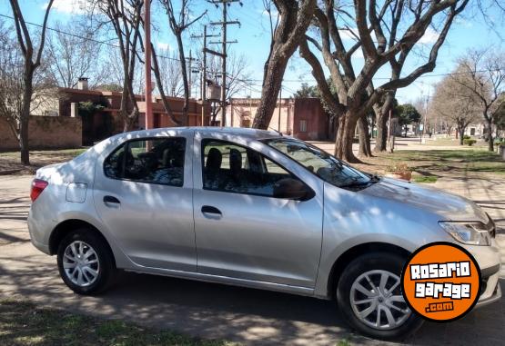 Autos - Renault LOGAN 2023 Nafta 20000Km - En Venta