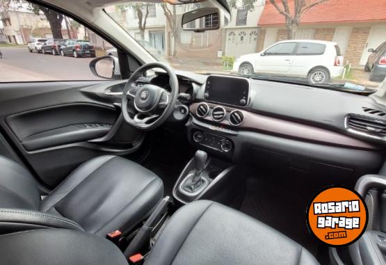 Autos - Fiat Cronos Precision 2022 GNC 63900Km - En Venta