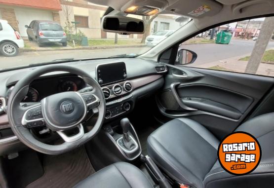 Autos - Fiat Cronos Precision 2022 GNC 63900Km - En Venta