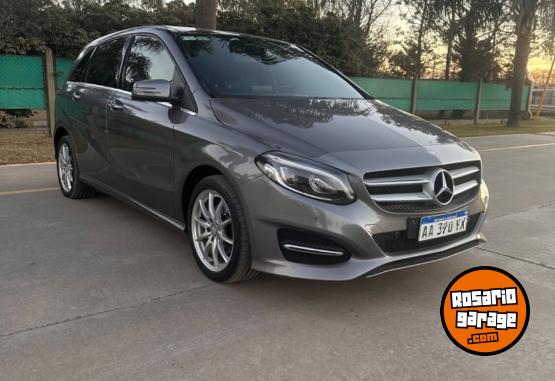 Autos - Mercedes Benz B200 Esition Urbna 2016 Nafta 115000Km - En Venta