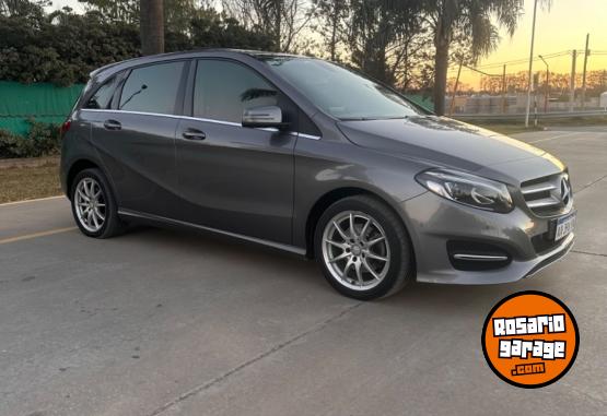 Autos - Mercedes Benz B200 Esition Urbna 2016 Nafta 115000Km - En Venta