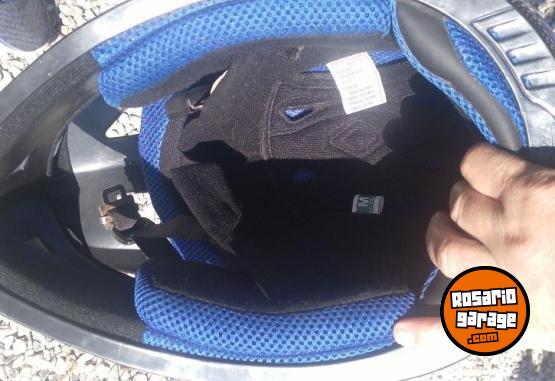 Accesorios para Motos - Vendo Casco Enduro marca Rush impecable. - En Venta