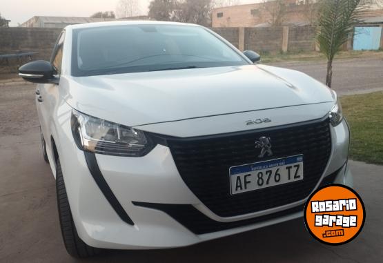 Autos - Peugeot 208 like 2022 Nafta 10500Km - En Venta