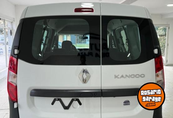 Utilitarios - Renault Kangoo Express Confort 2024 Nafta 0Km - En Venta