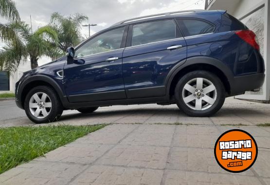 Camionetas - Chevrolet Captiva LTZ 2.0 diesel cu 2009 Diesel 217000Km - En Venta