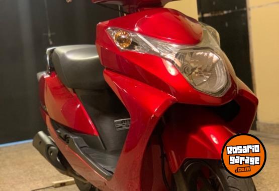 Motos - Honda Elite 2017 Nafta 28000Km - En Venta