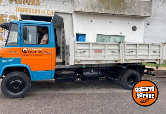 Camiones y Gras - 608 nico permuto por auto o camioneta mayor o menor - En Venta