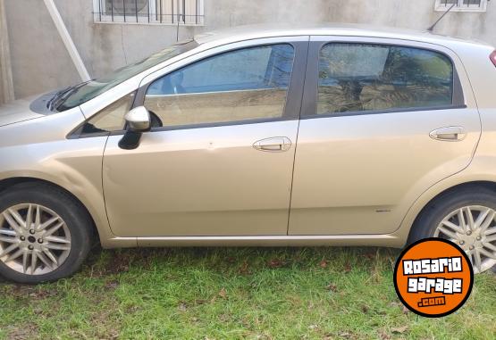 Autos - Fiat PUNTO 1.6 ESSENCE 5 PUERT 2010 GNC 180000Km - En Venta