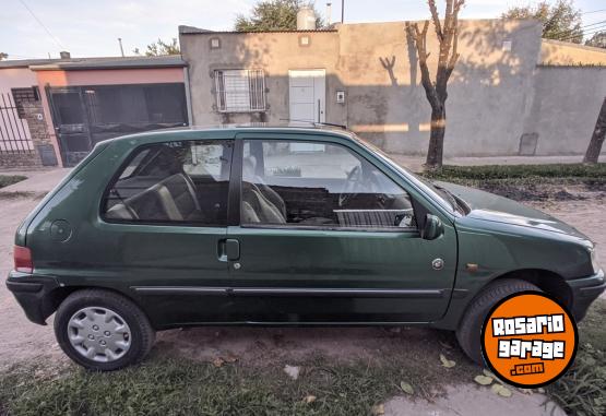 Autos - Peugeot 106 1999 Nafta 210000Km - En Venta