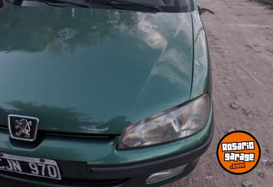 Autos - Peugeot 106 1999 Nafta 210000Km - En Venta