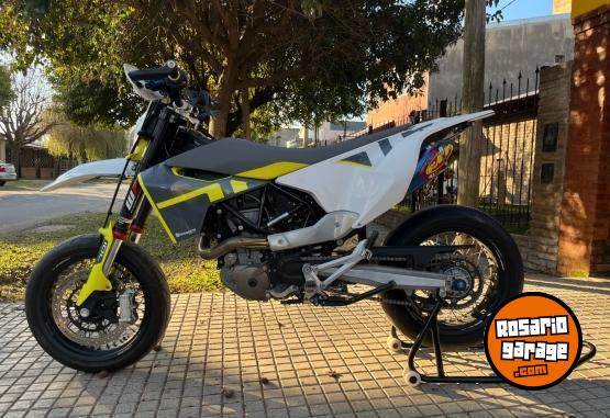 Motos - Husqvarna 701 SM 2020 Nafta 2600Km - En Venta