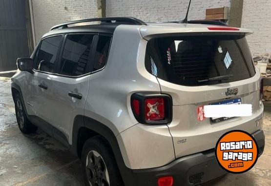 Camionetas - Jeep Renegade sport 2017 Nafta 67000Km - En Venta