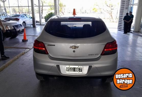 Autos - Chevrolet ONIX 1.4N LTZ MT 2015 Nafta 130465Km - En Venta