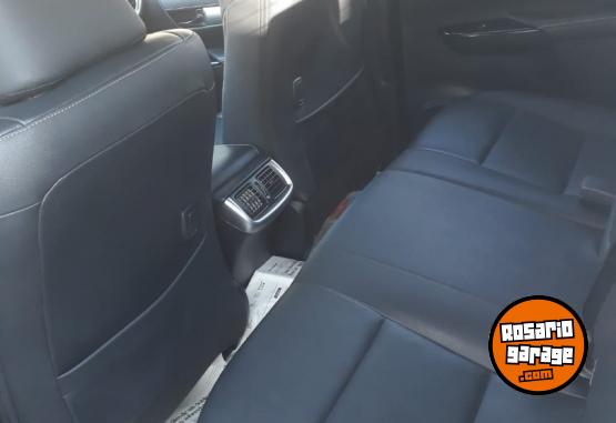 Camionetas - Toyota HILUX SRX AUTOMATICA 4X4 2018 Diesel 27000Km - En Venta