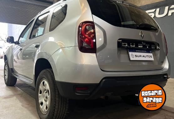 Camionetas - Renault DUSTER 1.6 4X2 DYNAMIQUE 2017 Nafta 96000Km - En Venta