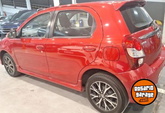 Autos - Toyota ETIOS 1.5 XLS AT 2021 Nafta 25000Km - En Venta