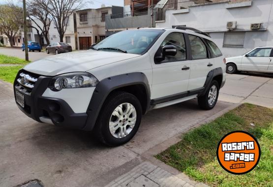 Autos - Fiat Palio Weekend Adventure 2012 Nafta 121000Km - En Venta