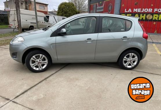 Autos - Fiat Palio essence 2013 Nafta 126000Km - En Venta