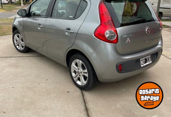 Autos - Fiat Palio essence 2013 Nafta 126000Km - En Venta