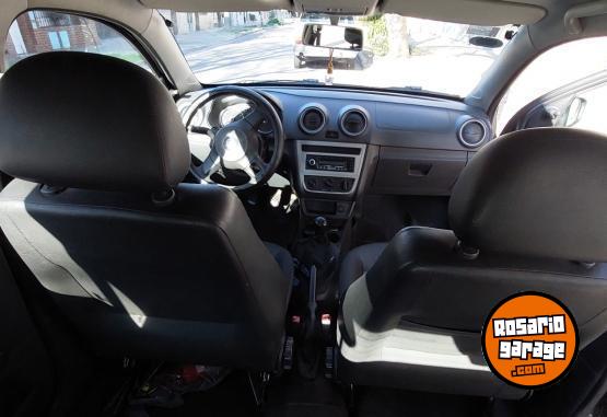 Autos - Volkswagen Gol trend 2014 GNC 156000Km - En Venta