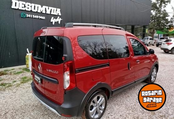 Utilitarios - Renault KANGOO STEPWAY 2024 2024 Nafta 1500Km - En Venta