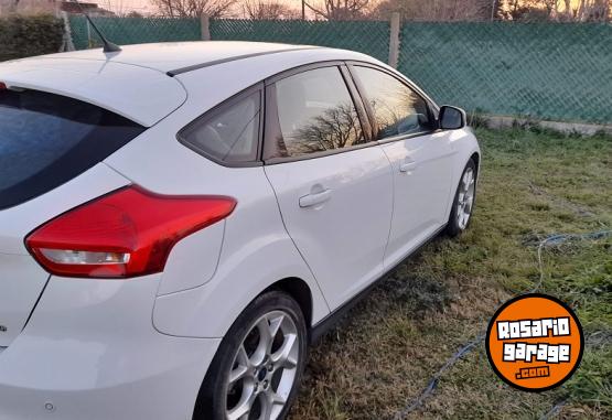 Autos - Ford focus III se plus AT6 2017 Nafta 91150Km - En Venta