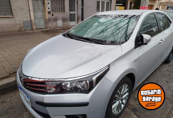 Autos - Toyota Corolla SEG 2017 Nafta 100000Km - En Venta