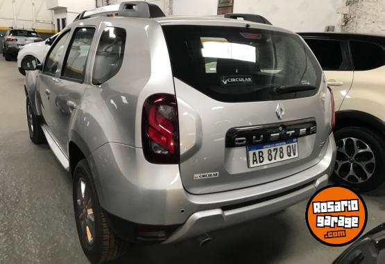 Camionetas - Renault DUSTER 2.0 PRIVILEGE 4X4 2017 Nafta 45000Km - En Venta