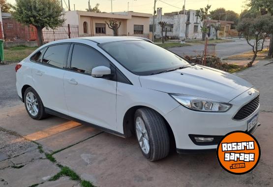 Autos - Ford Focus 2017 Nafta 90000Km - En Venta