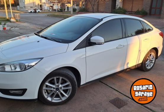 Autos - Ford Focus 2017 Nafta 90000Km - En Venta