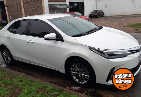 Autos - Toyota COROLLA XEI  MANUAL 6TA 2018 Nafta 98523Km - En Venta